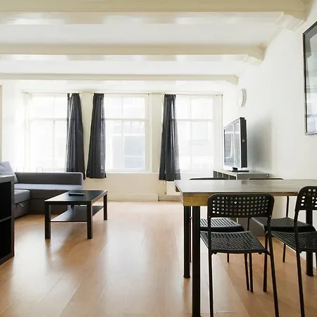 Apartamento Rembrandt Square Apt! For 4 Guests! *