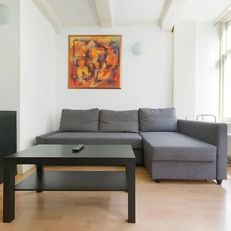 Rembrandt Square Apt! For 4 Guests! Amsterdam